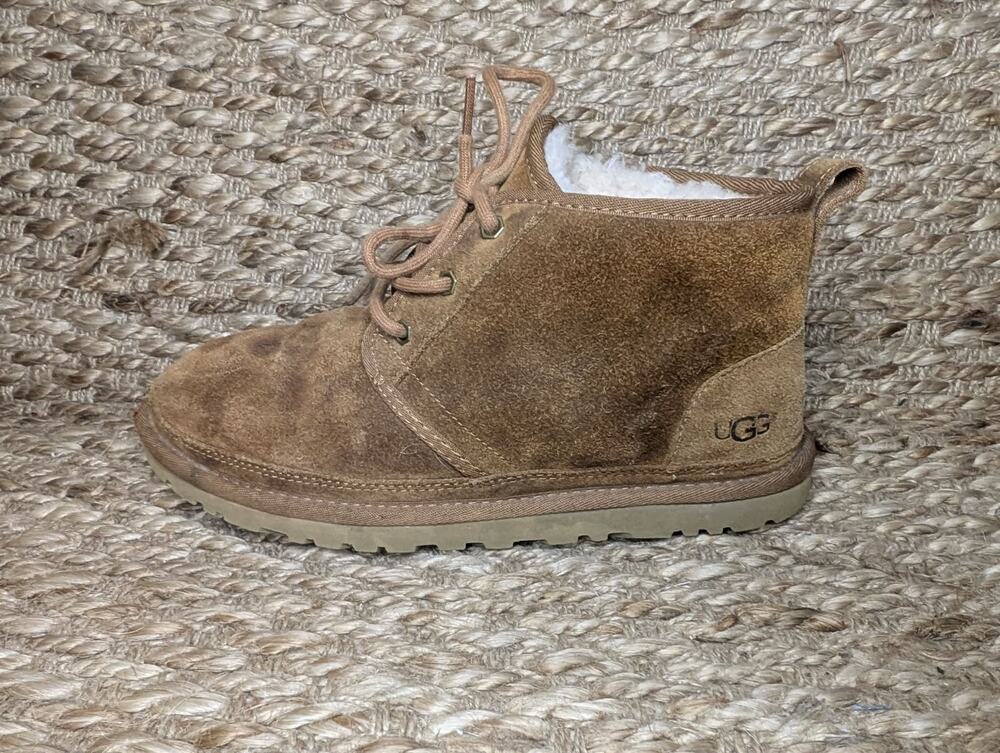 UGG Neumel Chukka Ankle Boots Men’s 9 Brown Suede Wool Lined Lace Up Uggs